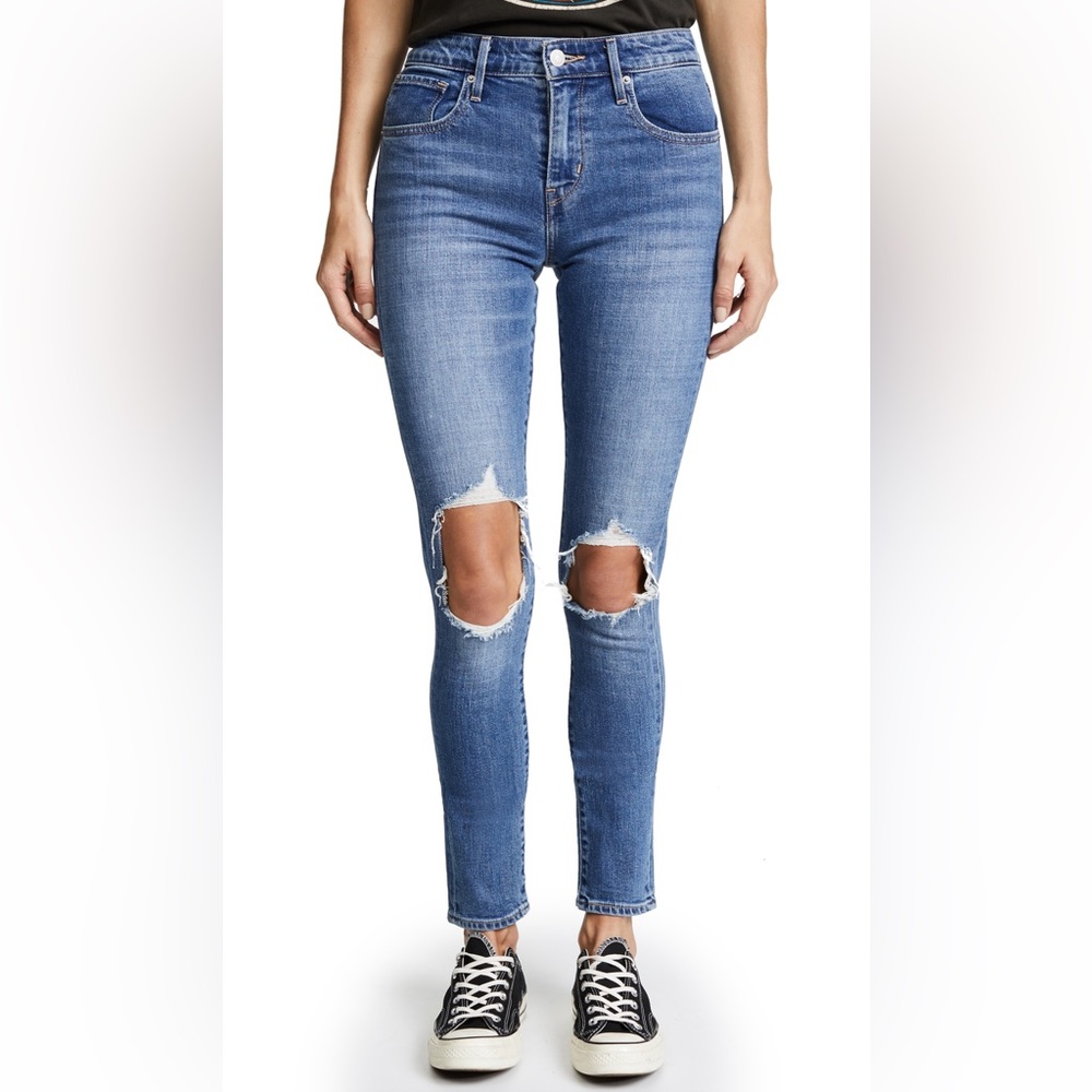 Levi’s 721 High Rise Distressed Skinny Jeans Rugged Indigo 26 NEW